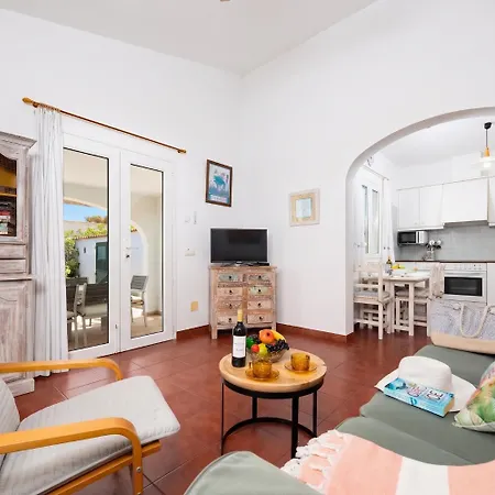 Gelabert Ametller Villa *